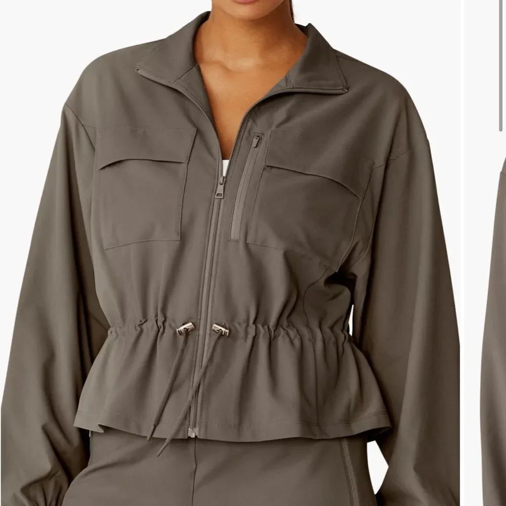 Beyond Yoga City Chic Jacket
U13